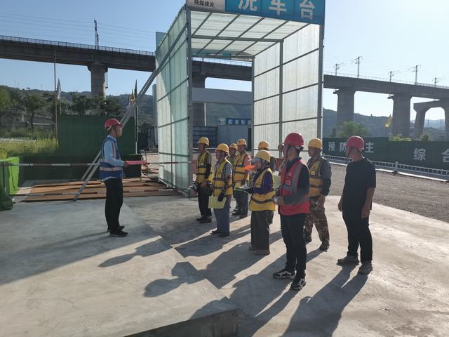 陕煤建设韩城分公司土建十一项目部： 瞄准“靶心”齐发力  牢筑“堤坝”共安全