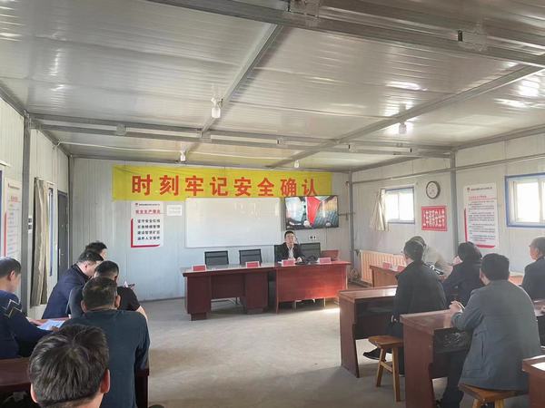 陕煤建设煤矿运营服务分公司:盯小盯细抓好干部监督管理