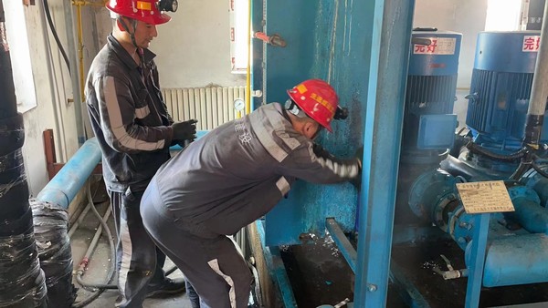 陕煤建设洗选煤运营公司柠条塔运营项目部:供热设备检修忙 冬季“温暖”有保障
