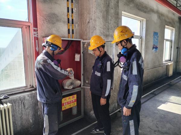 陕煤建设洗选煤运营公司神渭首端运营项目部：拧紧思想“安全阀” 筑牢安全防线