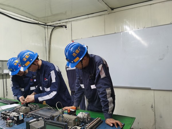 陕煤建设洗选煤运营公司红柳林洗煤厂项目部： “实、细、深”重磅出击 打好发展根基“攻坚战”