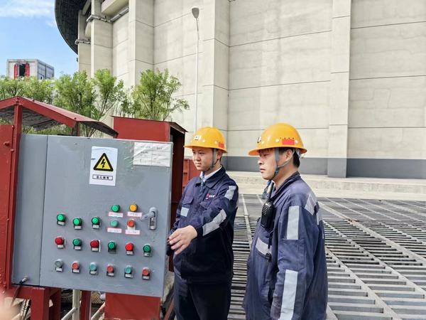 陕煤建设洗选煤运营公司神渭蒲城运营项目部:消防常检查 绷紧“防火弦”