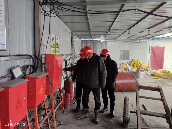 陕煤建设矿建二公司：筑牢消防安全防线 培训排查两手抓