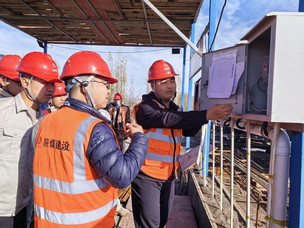 陕煤建设天工公司新疆第一项目部：“小字辈”挑大梁 项目建设“稳中进”