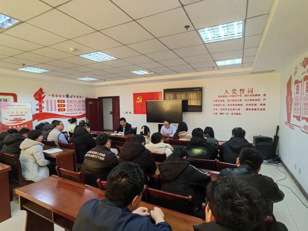 陕煤建设煤矿运营服务分公司:第一时间召开专题 会议传达学习bcw8白菜网论坛 陕煤建设两级会议精神