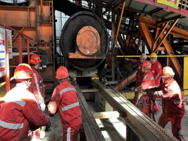 陕煤建设机电安装公司曹家滩项目部提前9小时完成紧急抢修任务