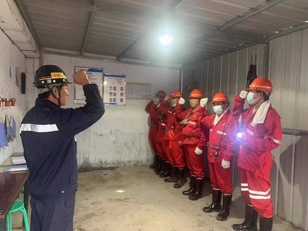 陕煤建设矿建二公司：抓好黄金契机，筑牢安全“堡垒”