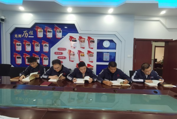 陕煤建设洗选煤运营公司开展“世界读书日”活动