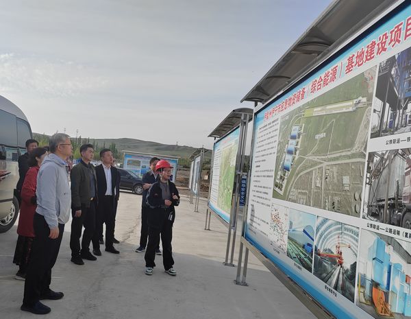 江西省赣州市委常委、副市长窦良坦莅临陕煤建设天工公司新疆第一项目部调研指导工作