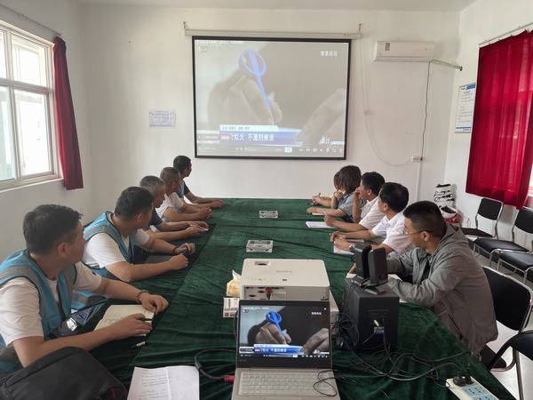 陕煤建设澄合分公司第十五项目部党支部开展“弘扬廉洁文化 凝聚风清正气”活动