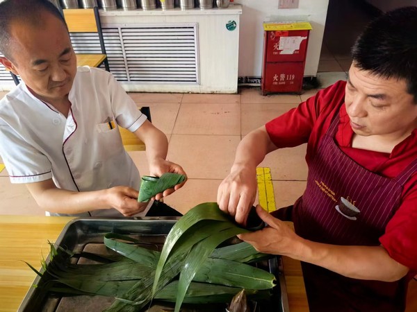 陕煤建设洗选煤运营公司柠条塔运营项目部开展“浓情端午节,‘粽’享好时光”主题活动
