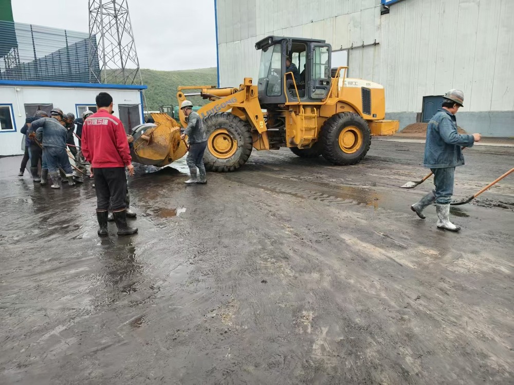 陕煤建设矿建二公司第六项目部:众志成城抗击暴雨险情