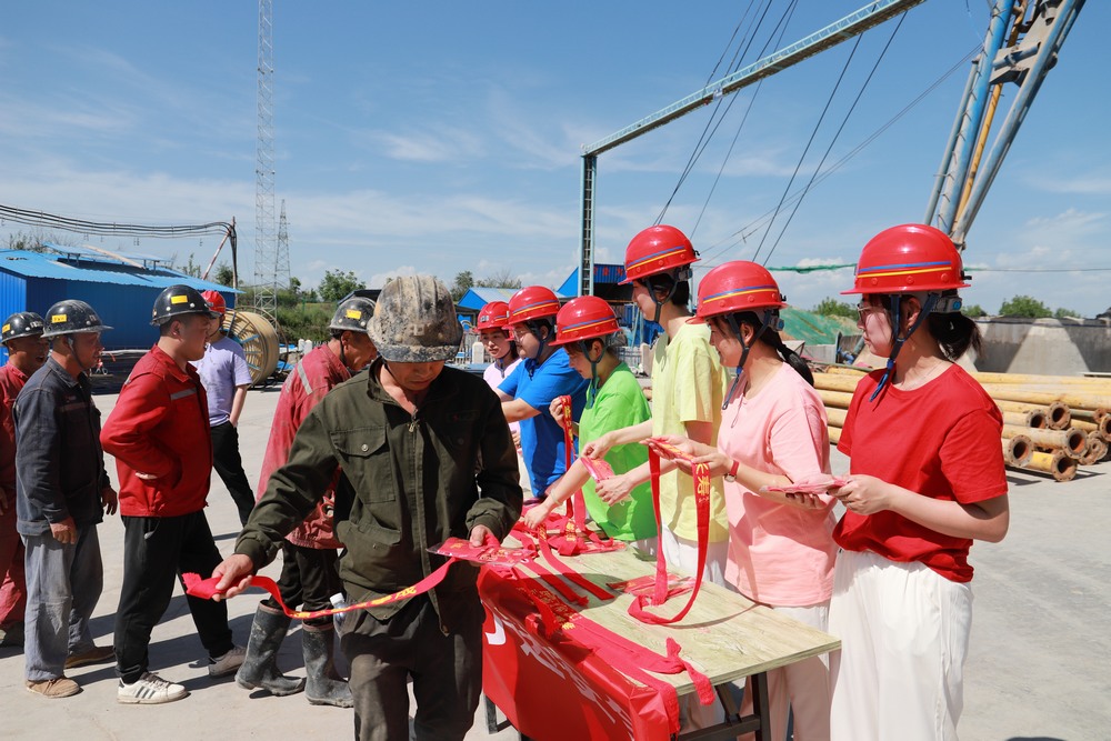 陕煤建设矿建二公司党支部品牌建设“亮”点十足