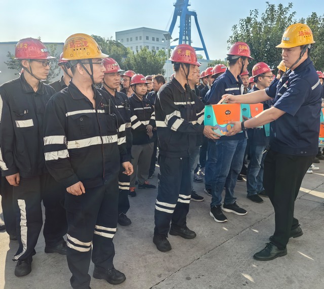 陕煤建设洗选煤运营公司澄合山阳运营项目部:一样中秋别样圆 情深意浓共团圆