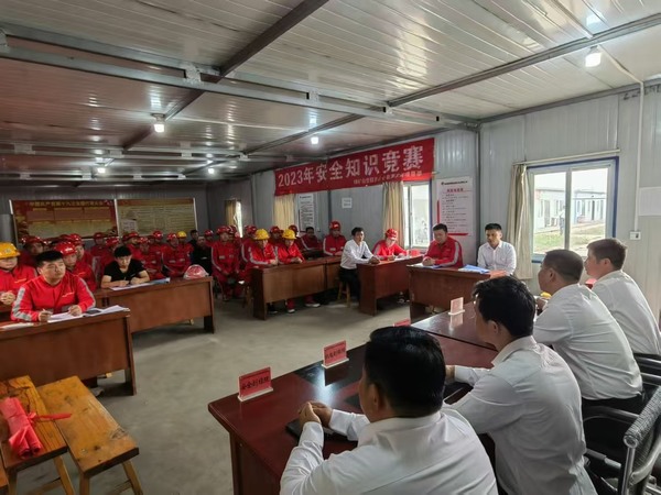 陕煤建设煤矿运营服务分公司:深化国防教育 共筑爱国情怀