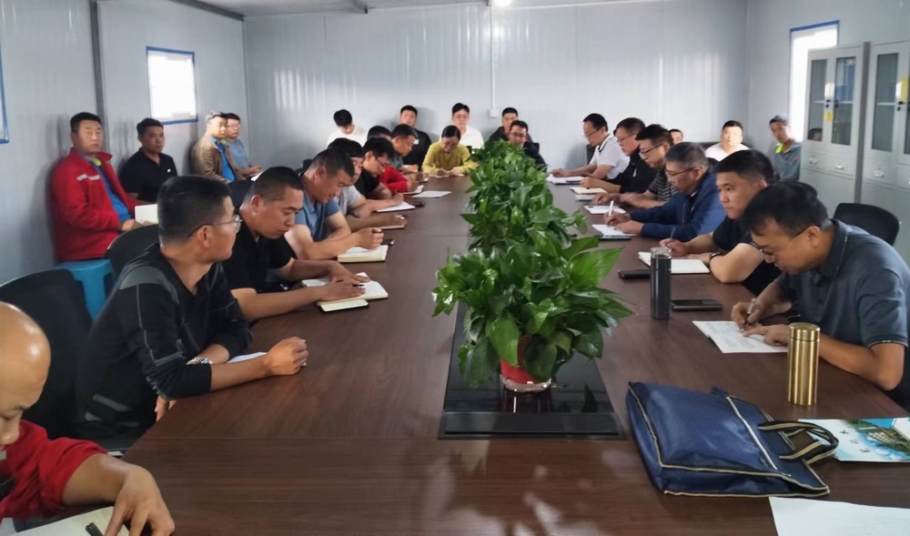 陕煤建设矿建二公司:栽培“三心” 护“苗”起航