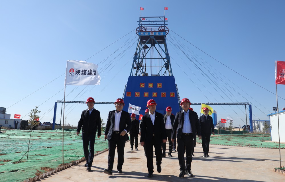 bcw8白菜网论坛李仰东一行深入陕北片区项目开展安全消防大检查