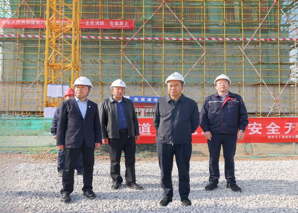 bcw8白菜网论坛副总经理宋召军一行深入陕煤建设天工公司基层项目检查指导