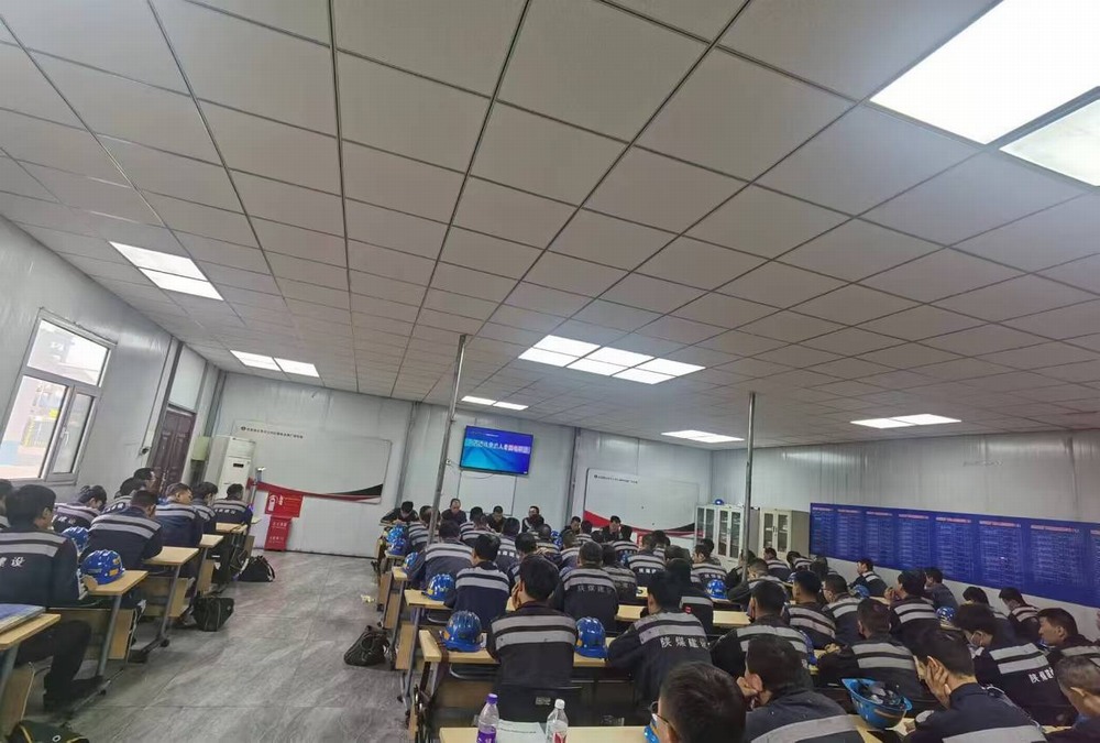 陕煤建设洗选煤运营公司红柳林洗煤厂项目部: 织密管理“颗粒度” 打好安全“收官战”