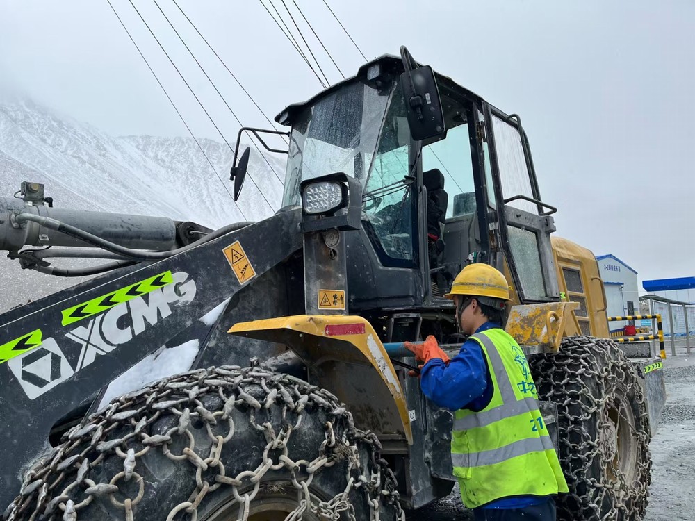 陕煤建设矿建三公司:多方“借势” 筑牢安全“硬防线”