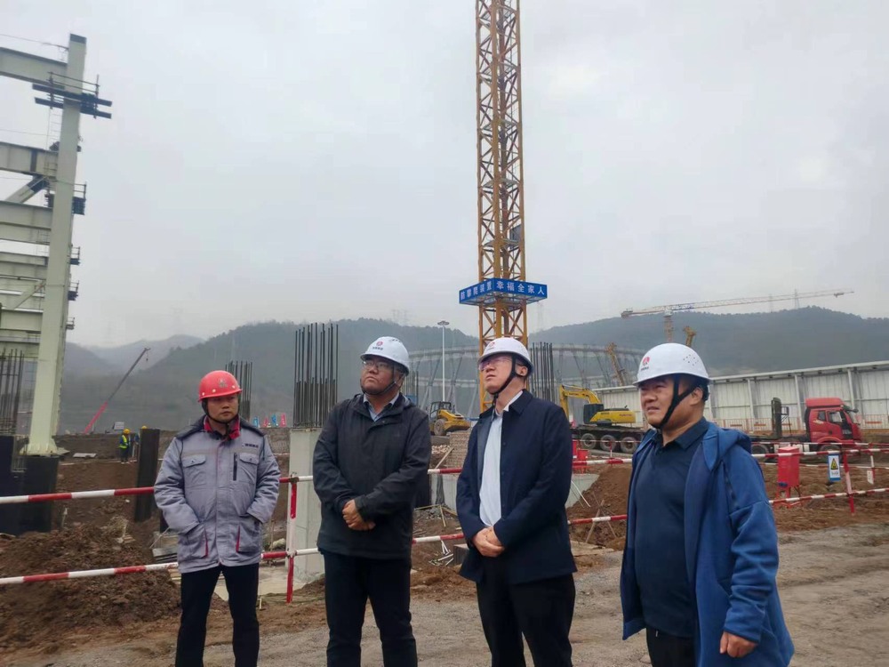 刘保江深入基层项目检查指导