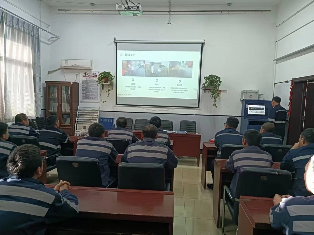 陕煤建设洗选煤运营公司澄合山阳运营项目部:三心并举严要求 完善设备保生产