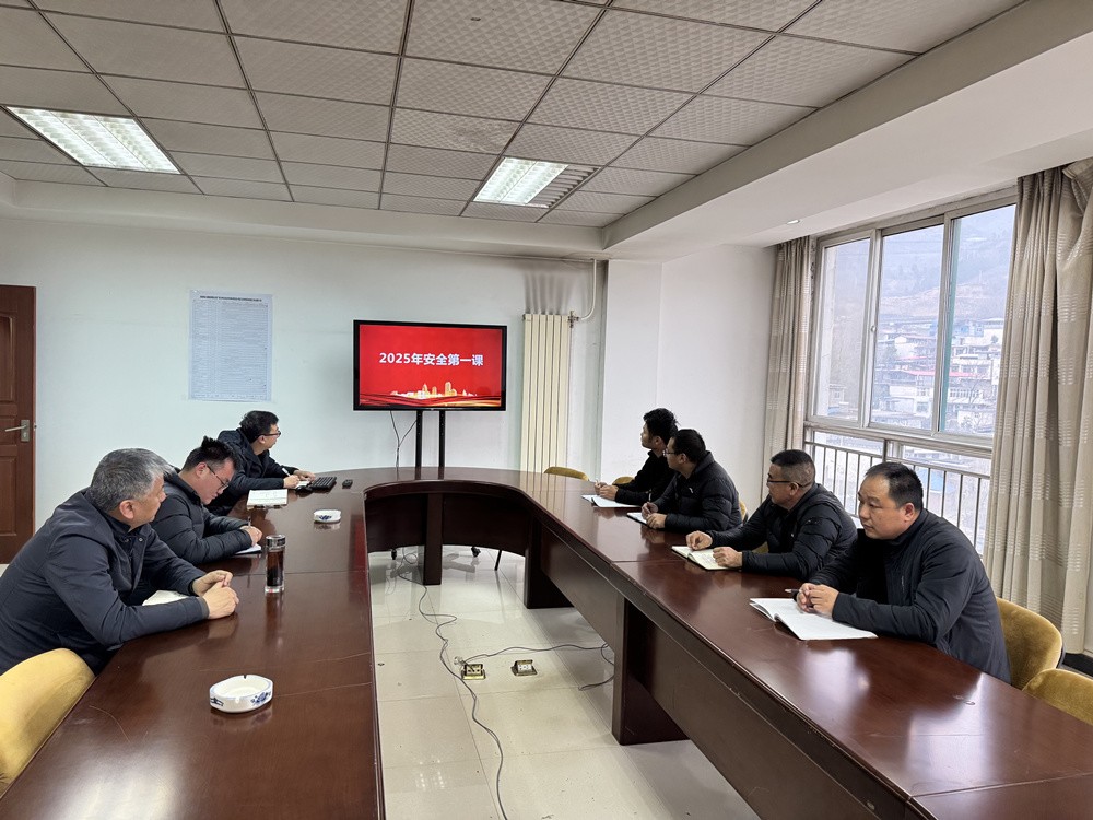 陕煤建设汉中分公司:复工复产正当时,元宵佳节暖人心