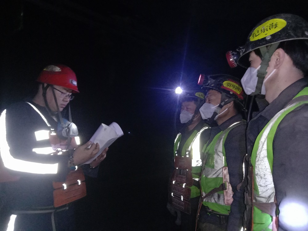 陕煤建设韩城分公司安装四项目部:以行动“提笔”,以作为“画卷”,绘出春日“奋进图”