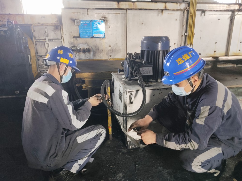 陕煤建设洗选煤运营公司红柳林洗煤厂项目部：安全“根系”扎牢地 生产“枝叶”向阳生