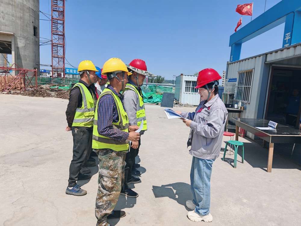 陕煤建设韩城分公司土建九项目部:巾帼绽芳华 安全“她力量”