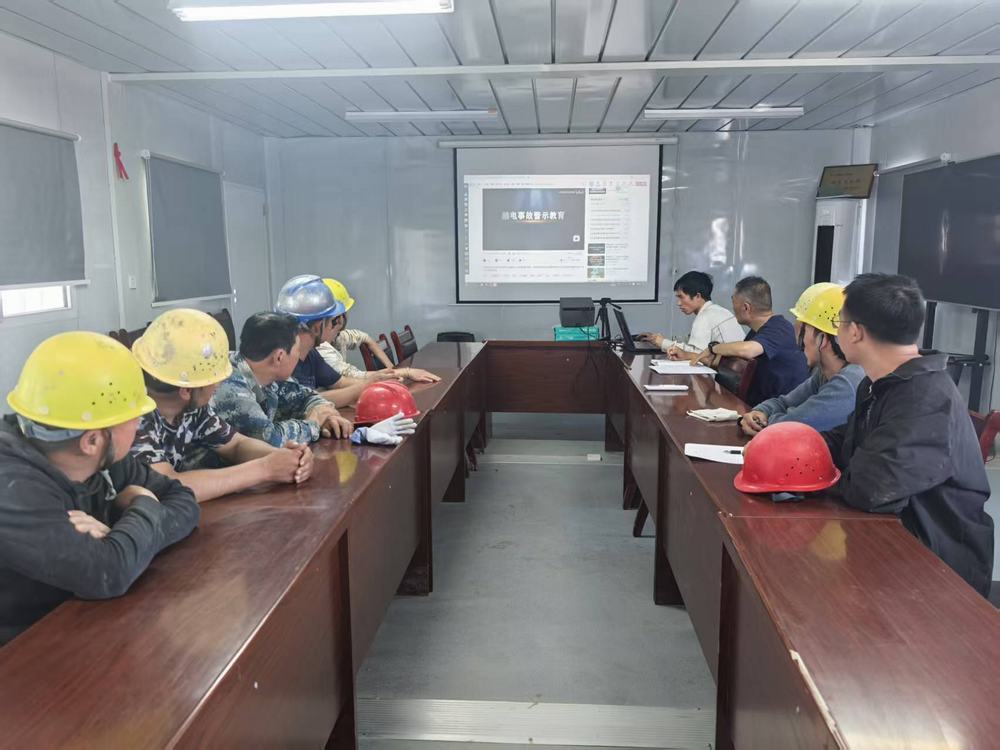 陕煤建设天工公司新疆第一项目部：三措并举奏响安全生产“零隐患”强音