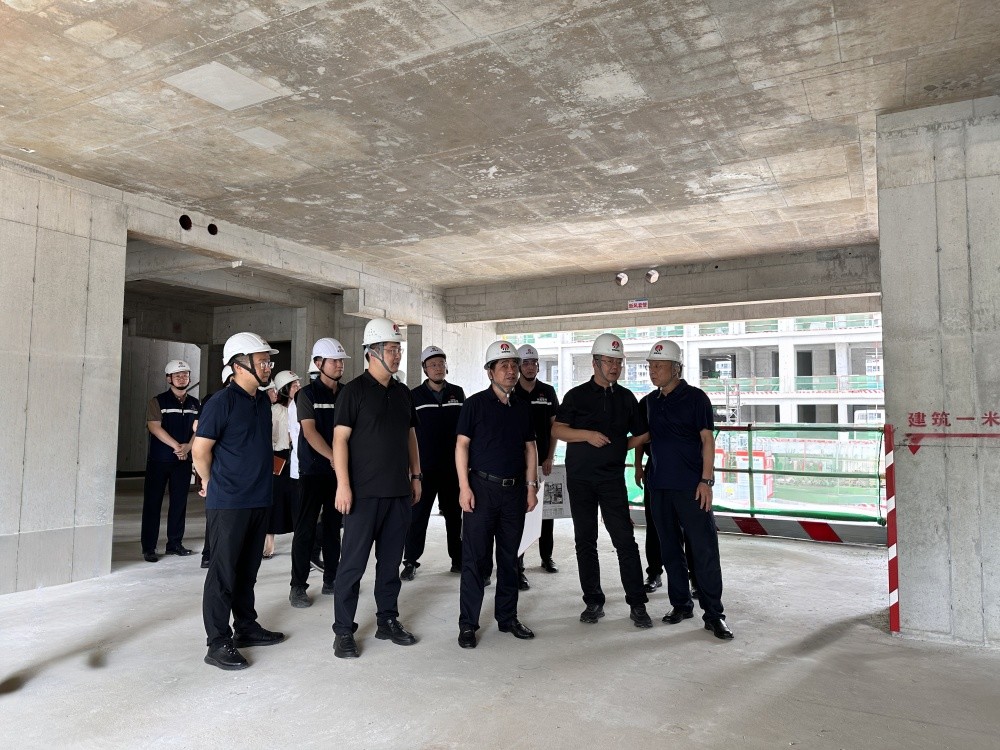 陕煤实业集团党委书记、董事长、总经理胡守平深入天工公司基层项目检查指导