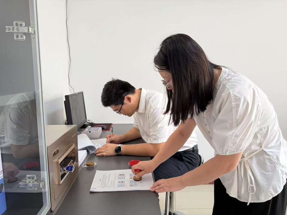 陕煤建设煤矿运营服务分公司:严把“印鉴关” 筑牢“安全线”