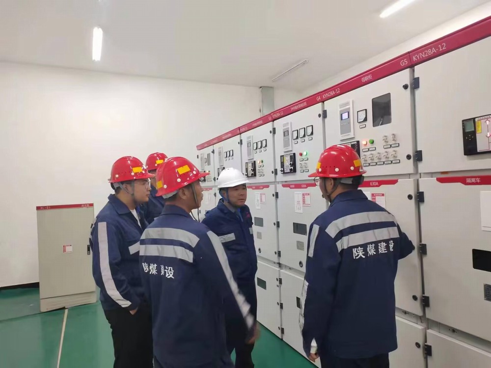 陕煤建设洗选煤运营公司第一项目部:战高温保进度,掀起大干热潮