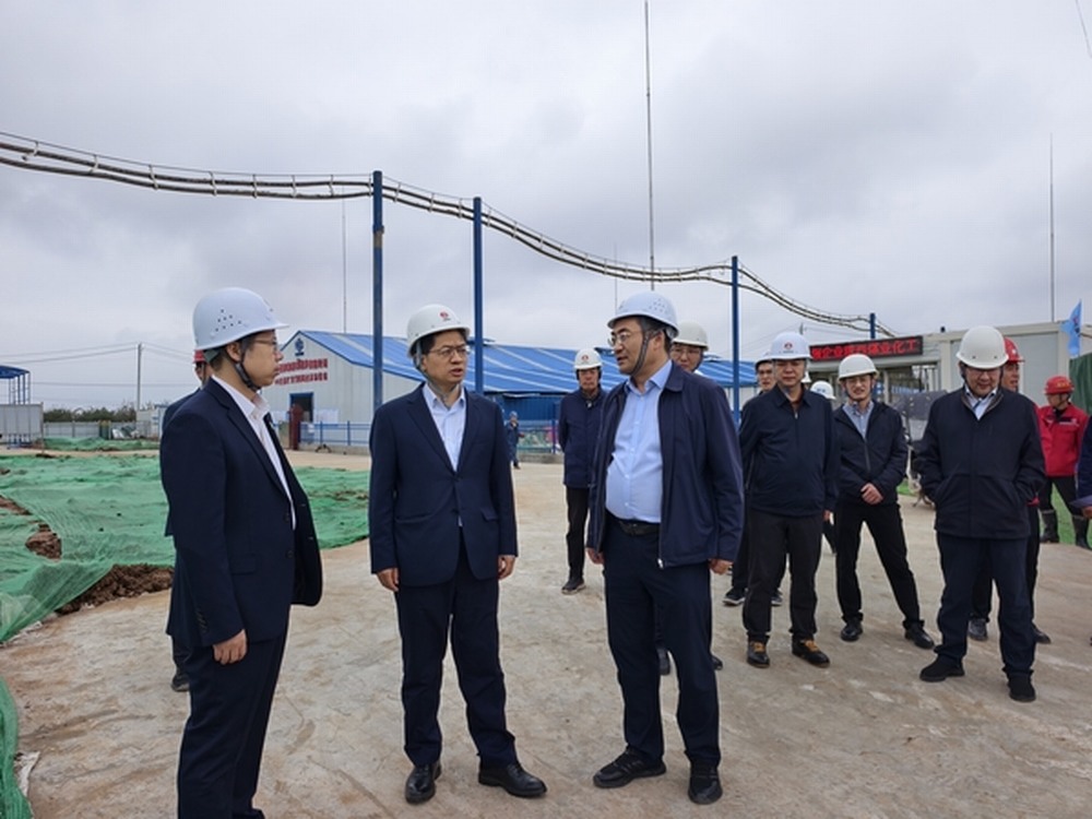 闫恒光深入陕煤建设矿建二公司第一项目部调研检查