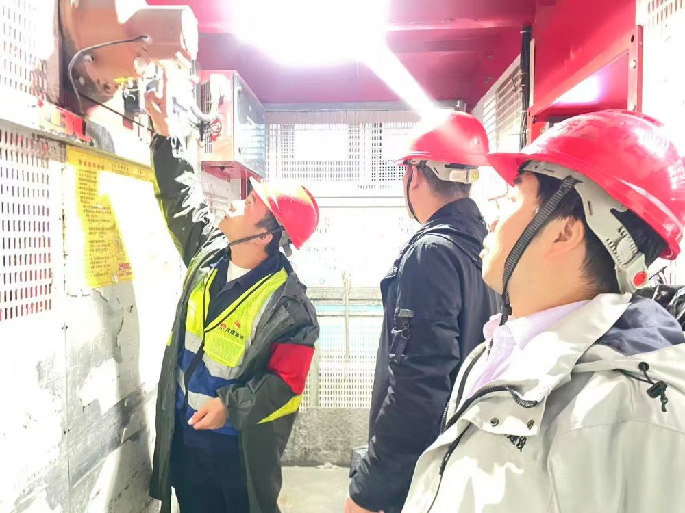 陕煤建设韩城分公司土建二项目部：安全不下线，青春在一线