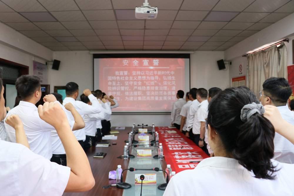 陕煤建设渭南分公司:十月劲吹“安全风” 百日攻坚筑基石