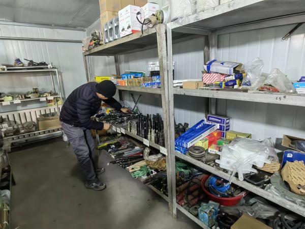 陕煤建设煤矿运营服务分公司:精打细算过“紧日子” 提质增效赢“好日子”