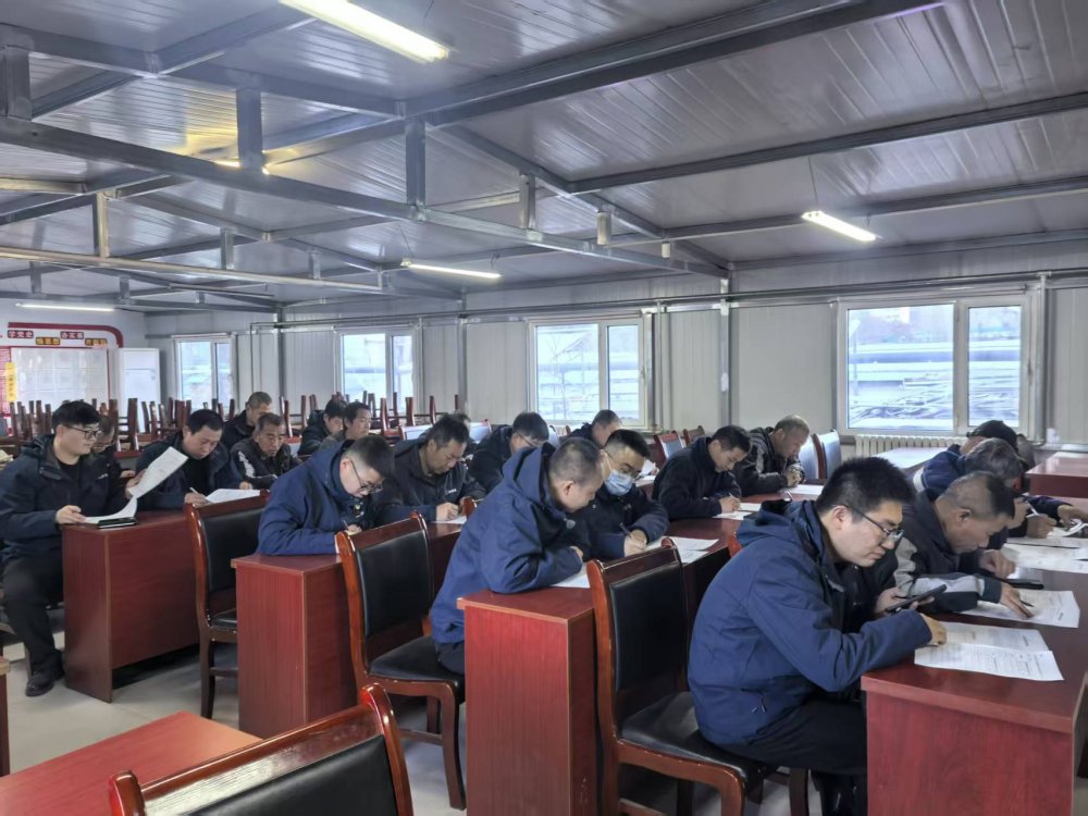 严督实查铸堡垒 比学赶超谱新篇