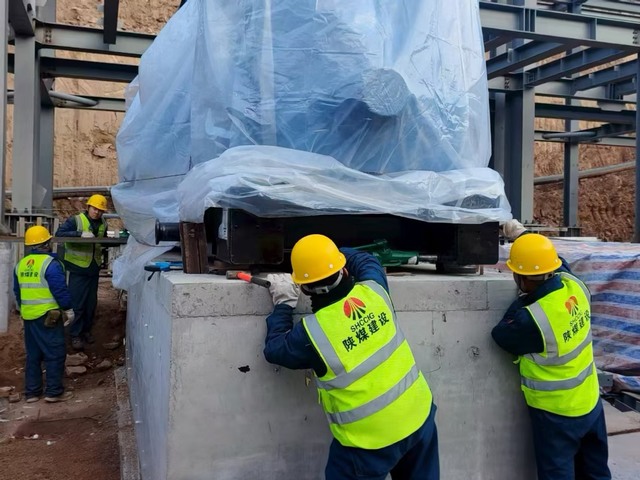 年初岁末战双线 攻坚实干谱新篇