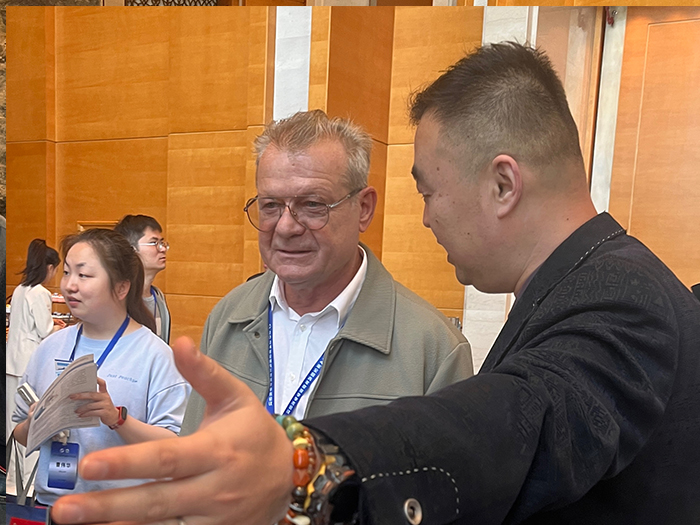 百富论坛手机版参加2024年全国青年摩擦学学术会议